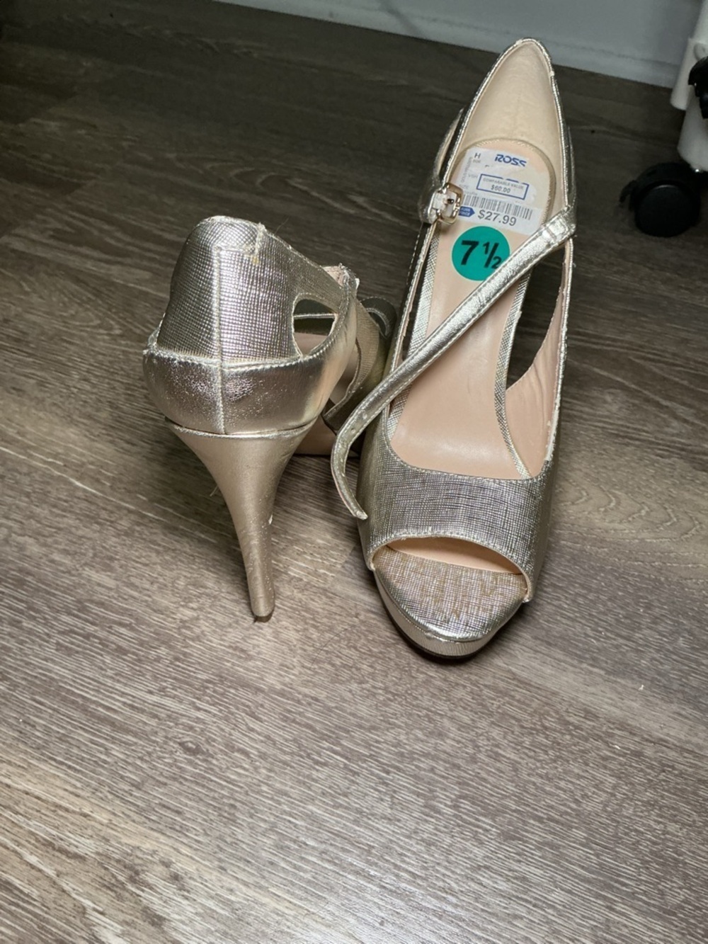 Nine West Gold Peep-Toe Mary Jane Heels - Picture 11 of 14